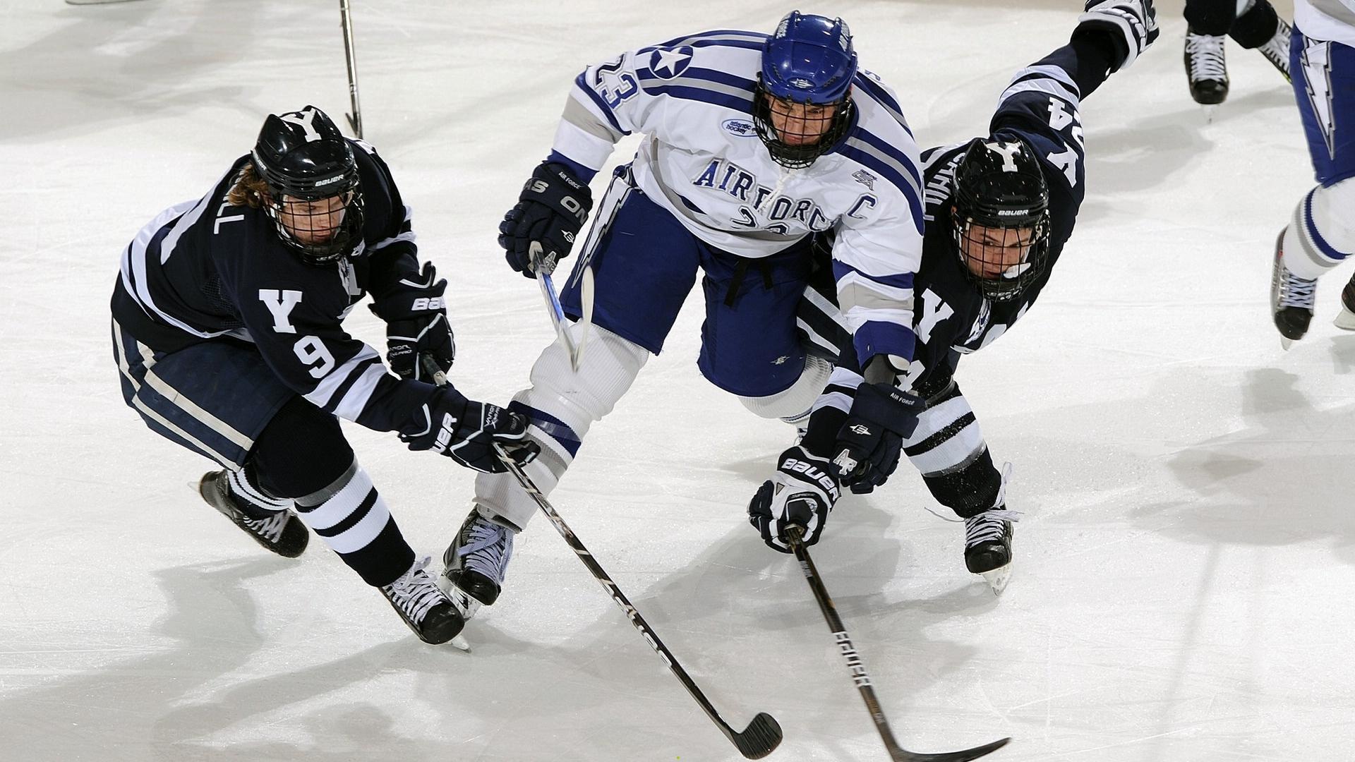 C罗梅开二度助葡萄牙大胜，欧洲杯预选赛再显王者风范
