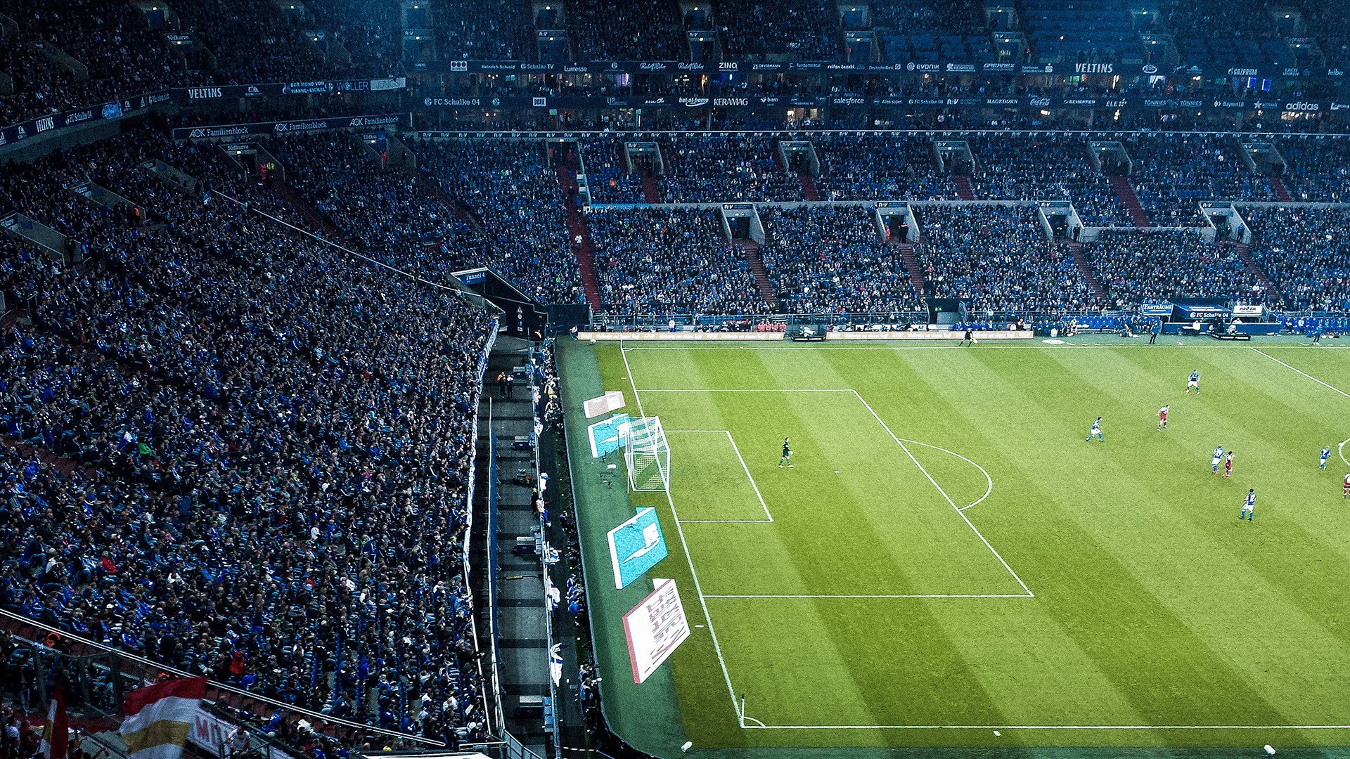 传奇谢幕!足球巨星李明荣耀退役仪式感动全场