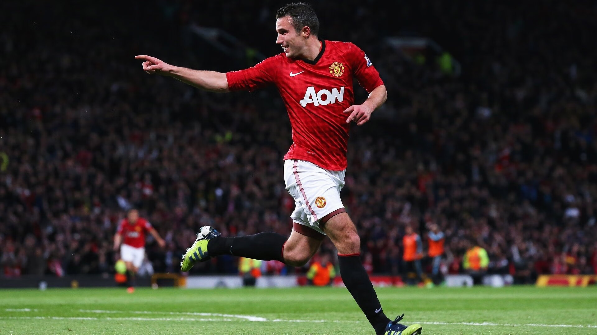 中国游泳队亚运再创佳绩 新星闪耀泳池夺金破纪录